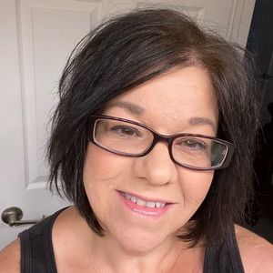 Meet your Posher, Pam